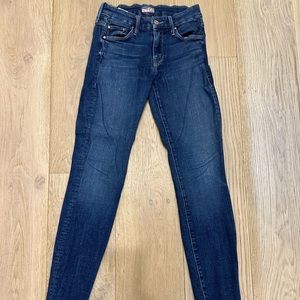 Mother Denim size 25 Looker Ankle Fray - Girl Crush
